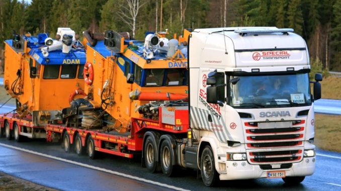 HeavyEquipmentTransportation mobile concrete mixer truck