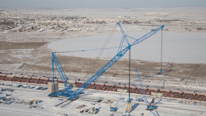 Lampson Crane Dec. 2008 heavy equipment magazine