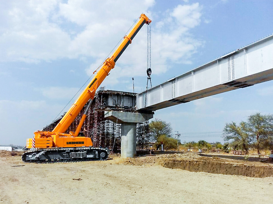 The Different Types Of Cranes Pile Buck Magazine