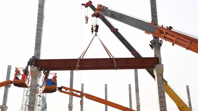 heavy-equipiment-cranes volumetric mixer repair