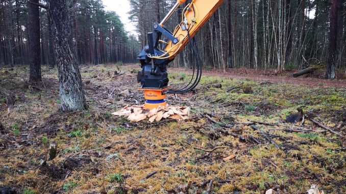 Dipperfox-Stump-Crusher
