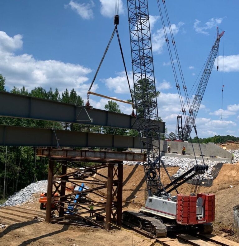 Lifting Beams vs Spreader Beams What’s the Difference? Equipment